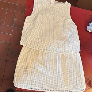 Banana Republic Cream Sleeveless outfit size 12 top and skirt, has some damage!